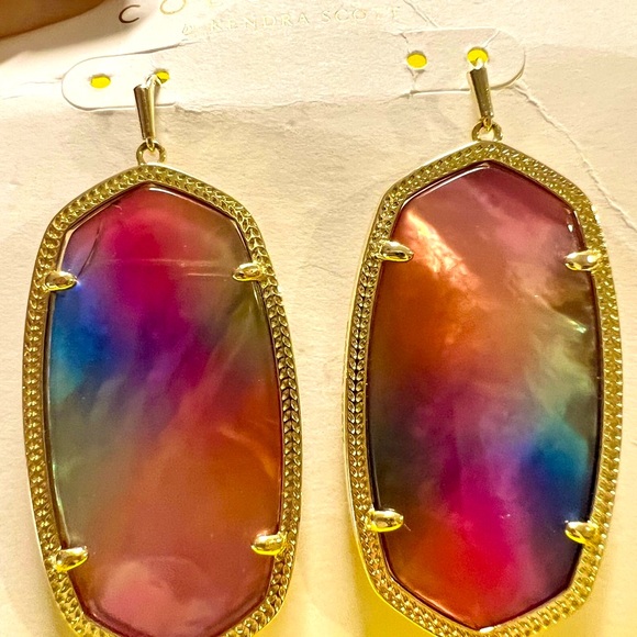 NWT Kendra Scott Danielle Earrings Watercolor Pearl & Yellow Gold Retired RARE! - Picture 5 of 5